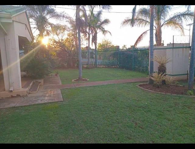3 BEDROOM HOUSE FOR SALE IN WESPARK